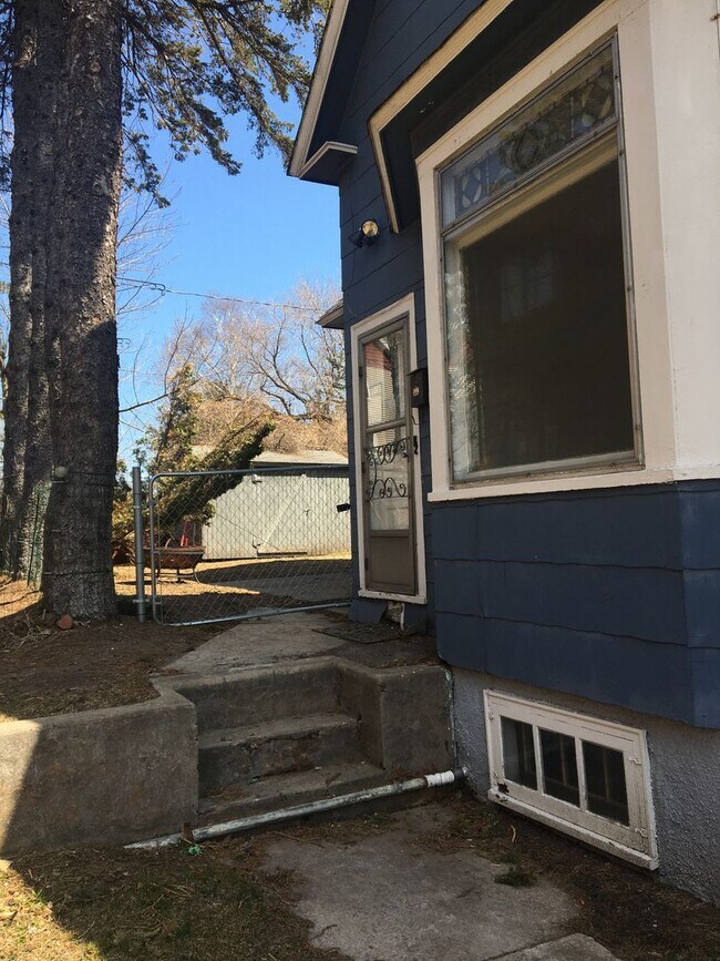 Building Photo - 1826 Minnesota Ave