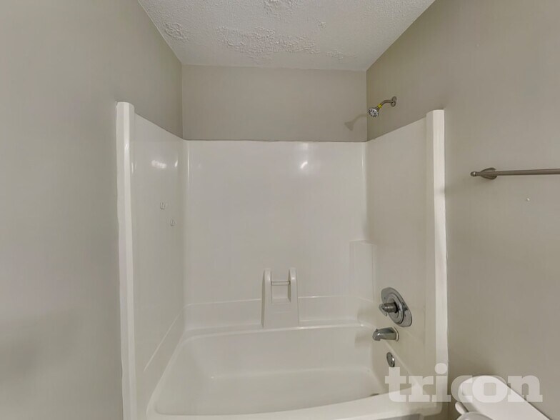 Building Photo - 1135 Mahogany Trail