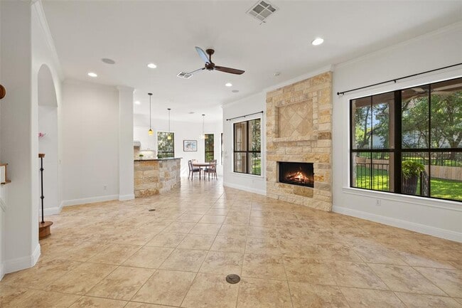 Building Photo - 41 Tiburon Dr