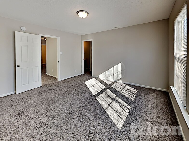 Building Photo - 9340 W Dockside Cir