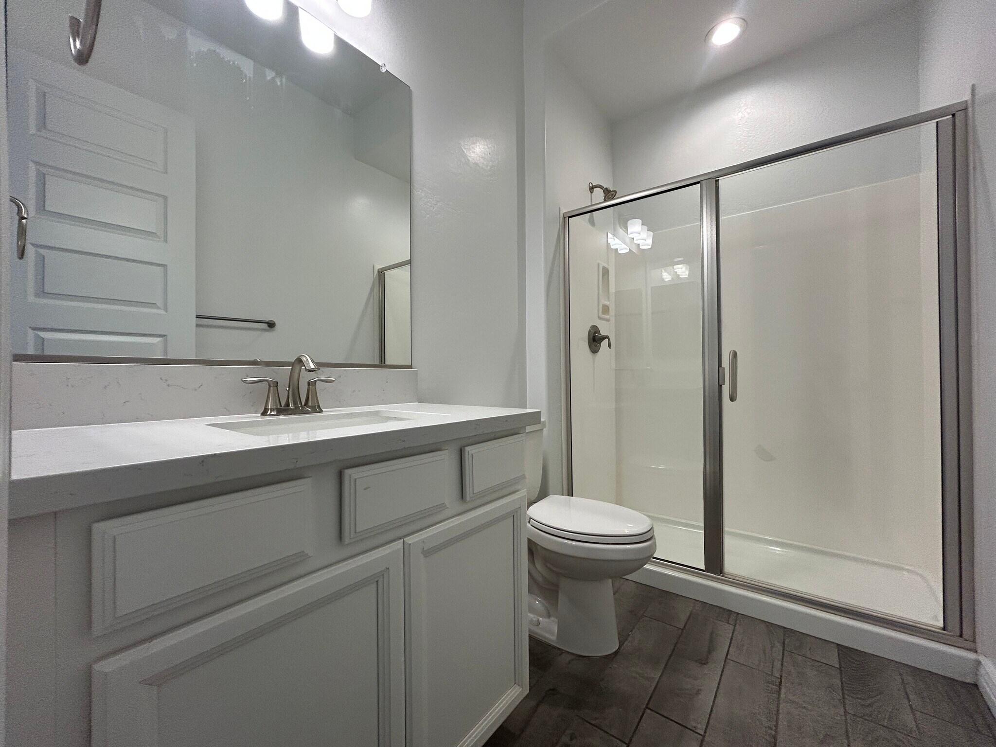 Building Photo - 8731 W Wagon Wheel Dr