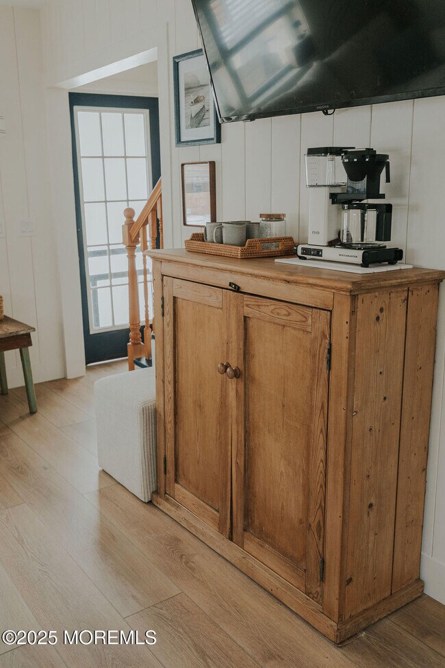 Primary Photo - 35 12th Ave