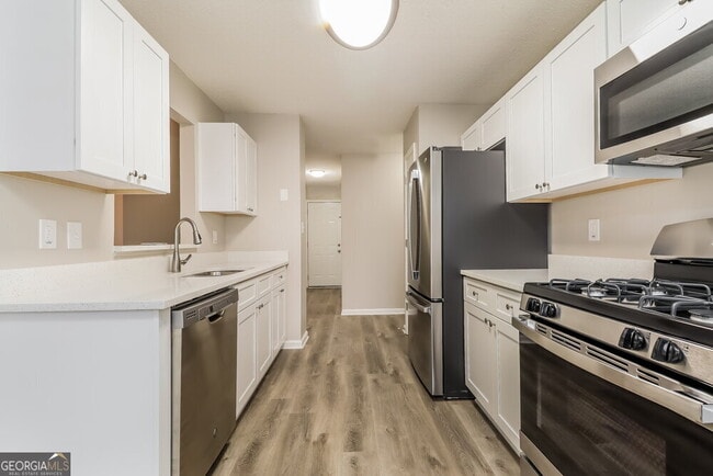 Building Photo - 1204 Genelle Ct
