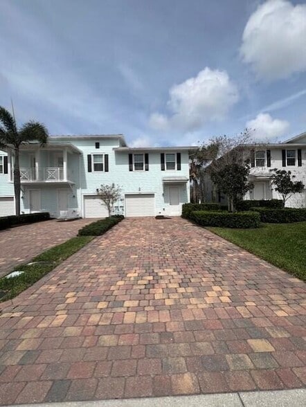 Building Photo - 1240 Turnbridge Dr