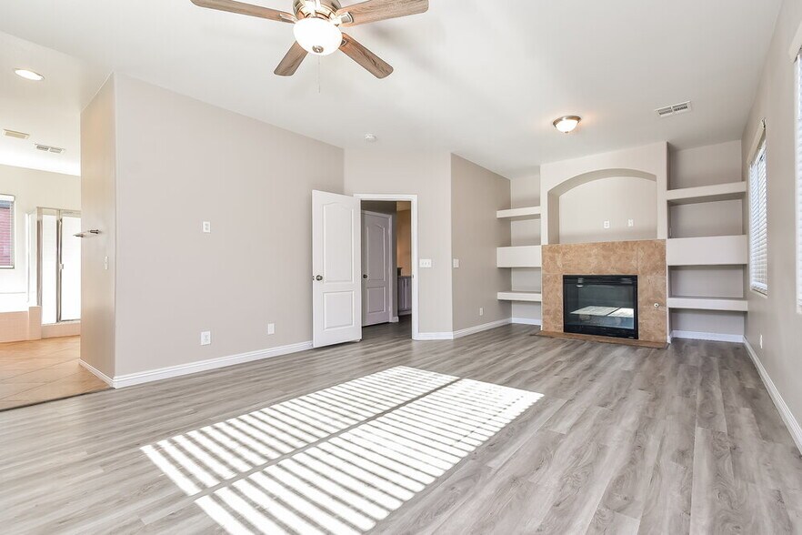 Building Photo - 4967 Silent Valley Ct