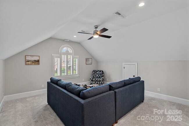 Building Photo - 17308 Players Ridge Dr