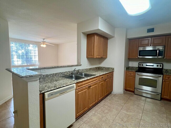 Building Photo - 6760 Heritage Grande