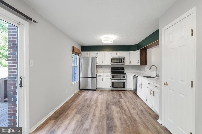 Building Photo - 5040 Southern Star Terrace