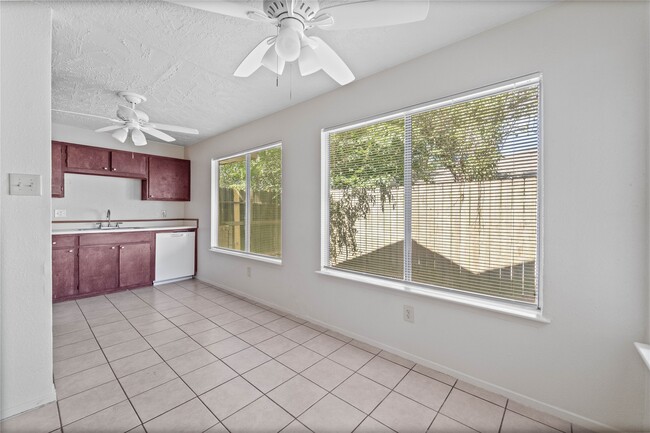 Building Photo - 9811 Mill Shadow Dr