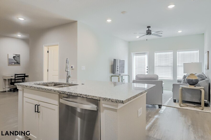 Building Photo - 1650 Harris Hill Rd