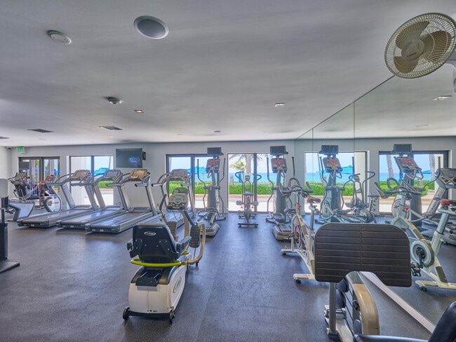 Building Photo - 3420 S Ocean Blvd