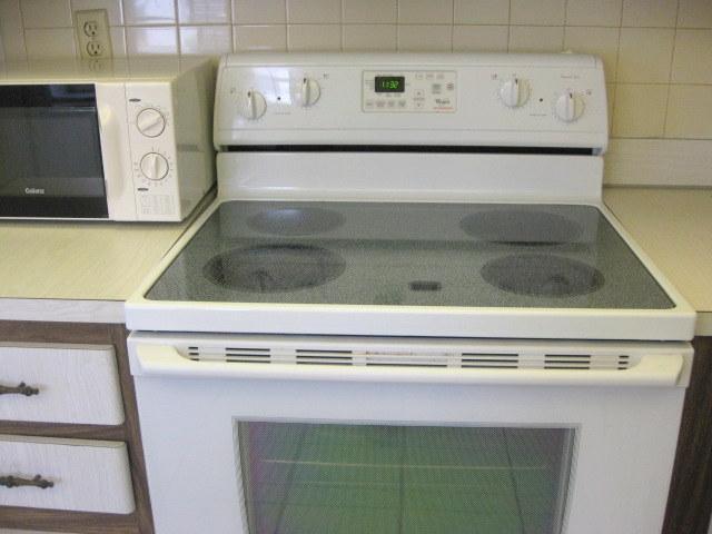 Building Photo - 532 Normandy L
