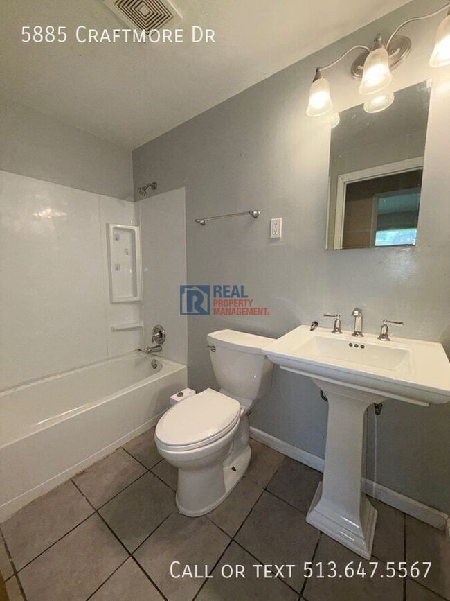 Building Photo - 5885 Craftmore Dr