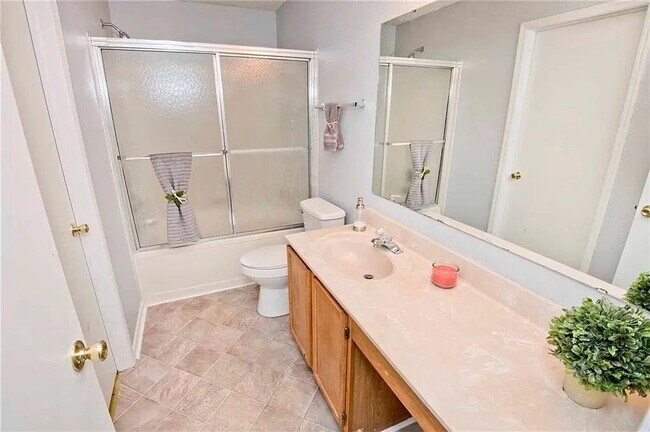 Building Photo - 14242 Weeping Cherry Dr