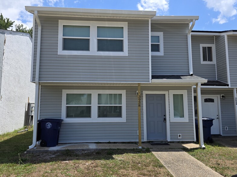 Building Photo - 3938 Solano Rd