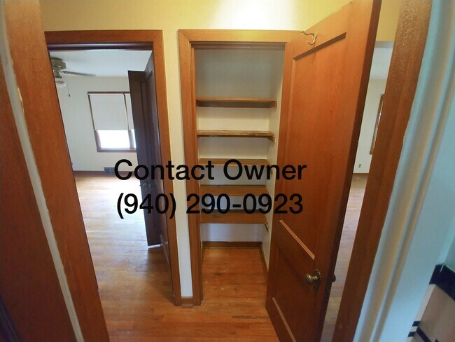 Building Photo - 7833 Martin St