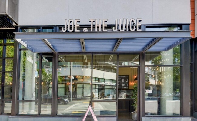 Building Photo - 300 3rd St