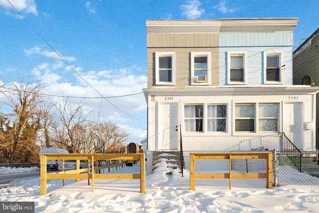 Building Photo - 2301 Herkimer St