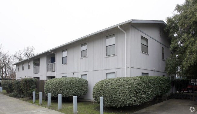 Building Photo - 331 S Jefferson St