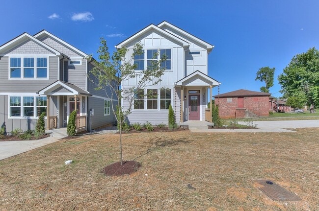 Primary Photo - 3600 Quail Dr