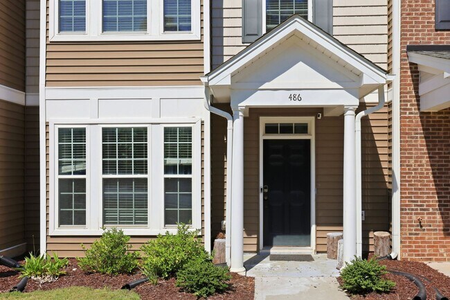 Building Photo - Modern 4BR Townhome with Washer/Dryer & Pet-Friendly Living in Morrisville!
