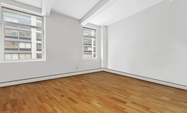 Building Photo - 245 7th Ave