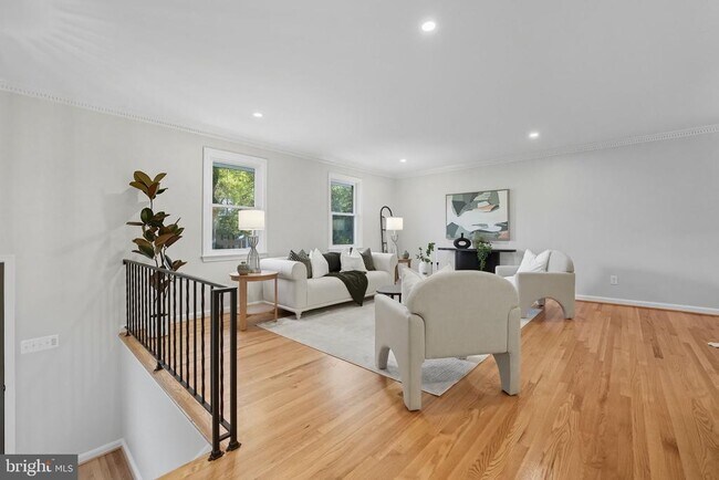 Building Photo - 4512 Sleaford Rd