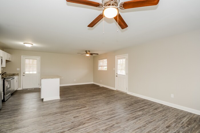 Building Photo - 8879 Zodiac Dr