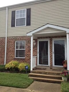 Building Photo - 3515 Briel St