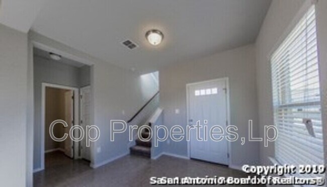 Building Photo - 2618 Paria Cyn
