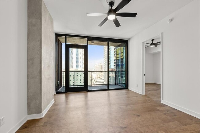 Building Photo - 84 East Ave