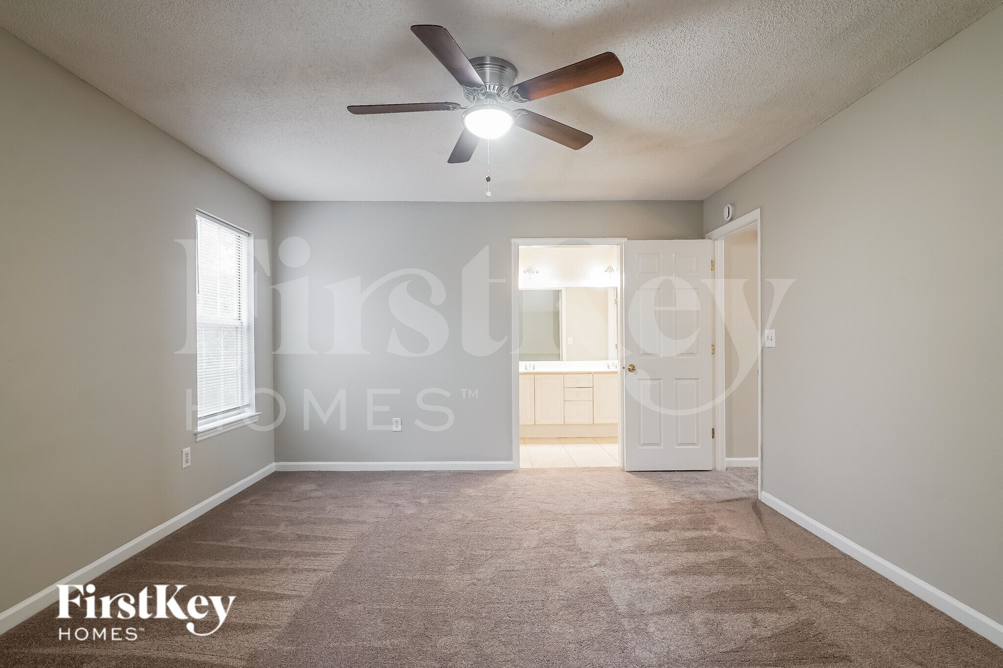 Building Photo - 152 Laurel Woods Dr