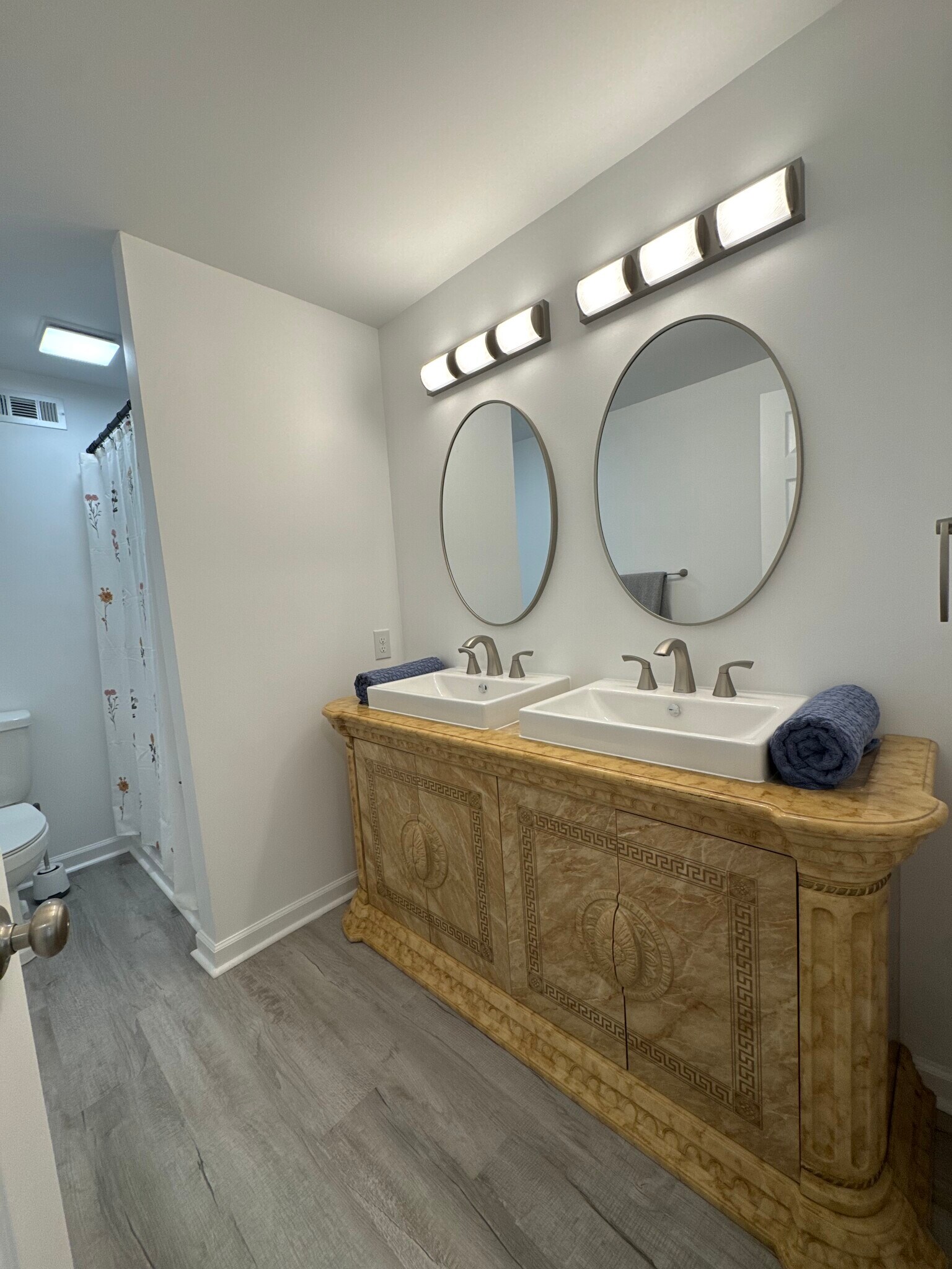 Bathroom - 1042 Laurel Grove Rd