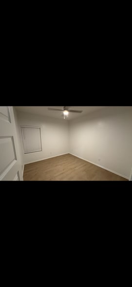 Bedroom - 918 N Spruce St