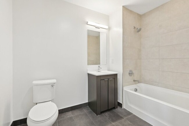 Building Photo - 276 Reock St