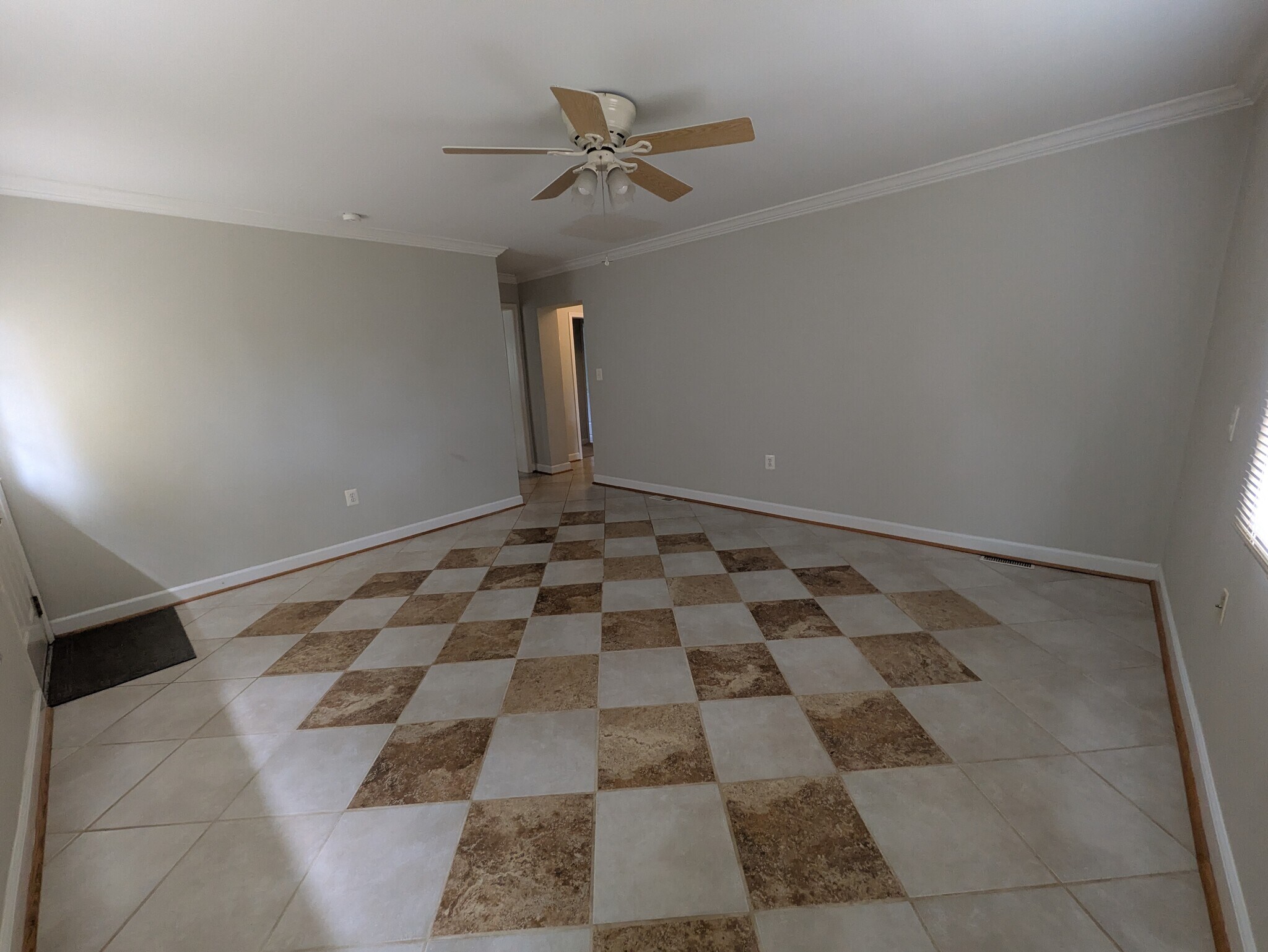 Building Photo - 7205 Wayne Dr