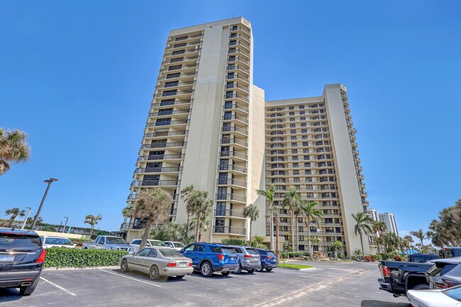 Building Photo - 9550 S Ocean Dr