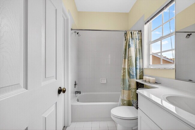 Building Photo - 6483 Wild Olive Ln