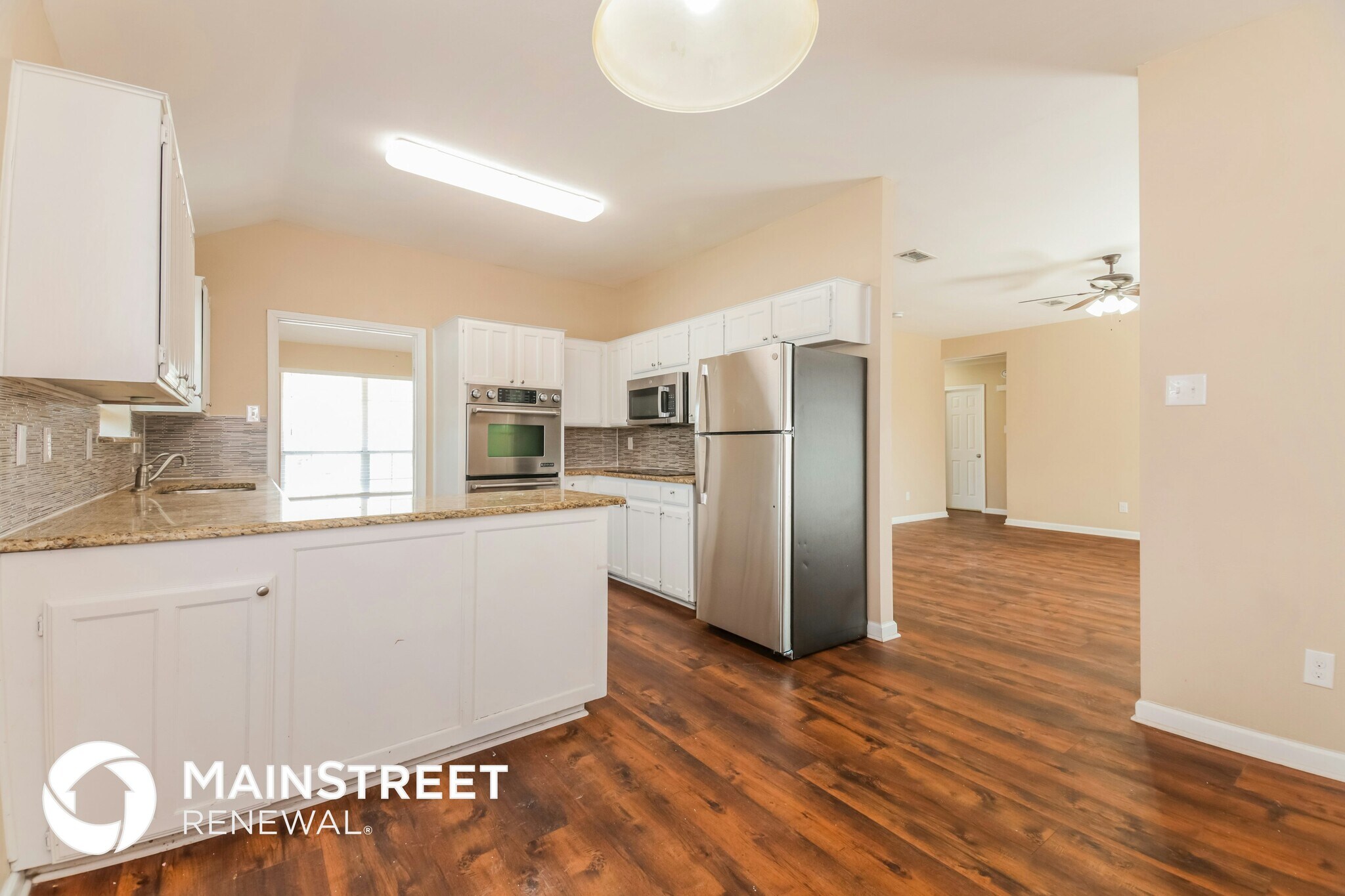 Building Photo - 9306 Chimneywood Dr