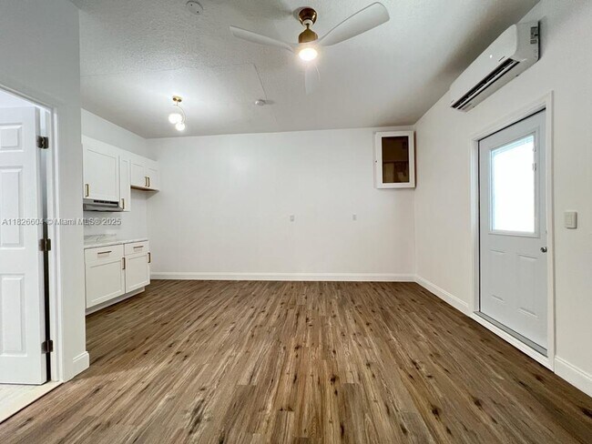 Building Photo - 16137 SW 68th St