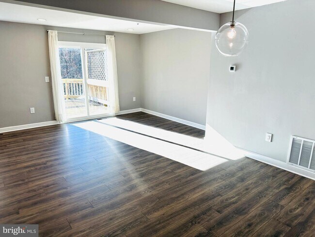 Building Photo - 12304 Quince Valley Dr