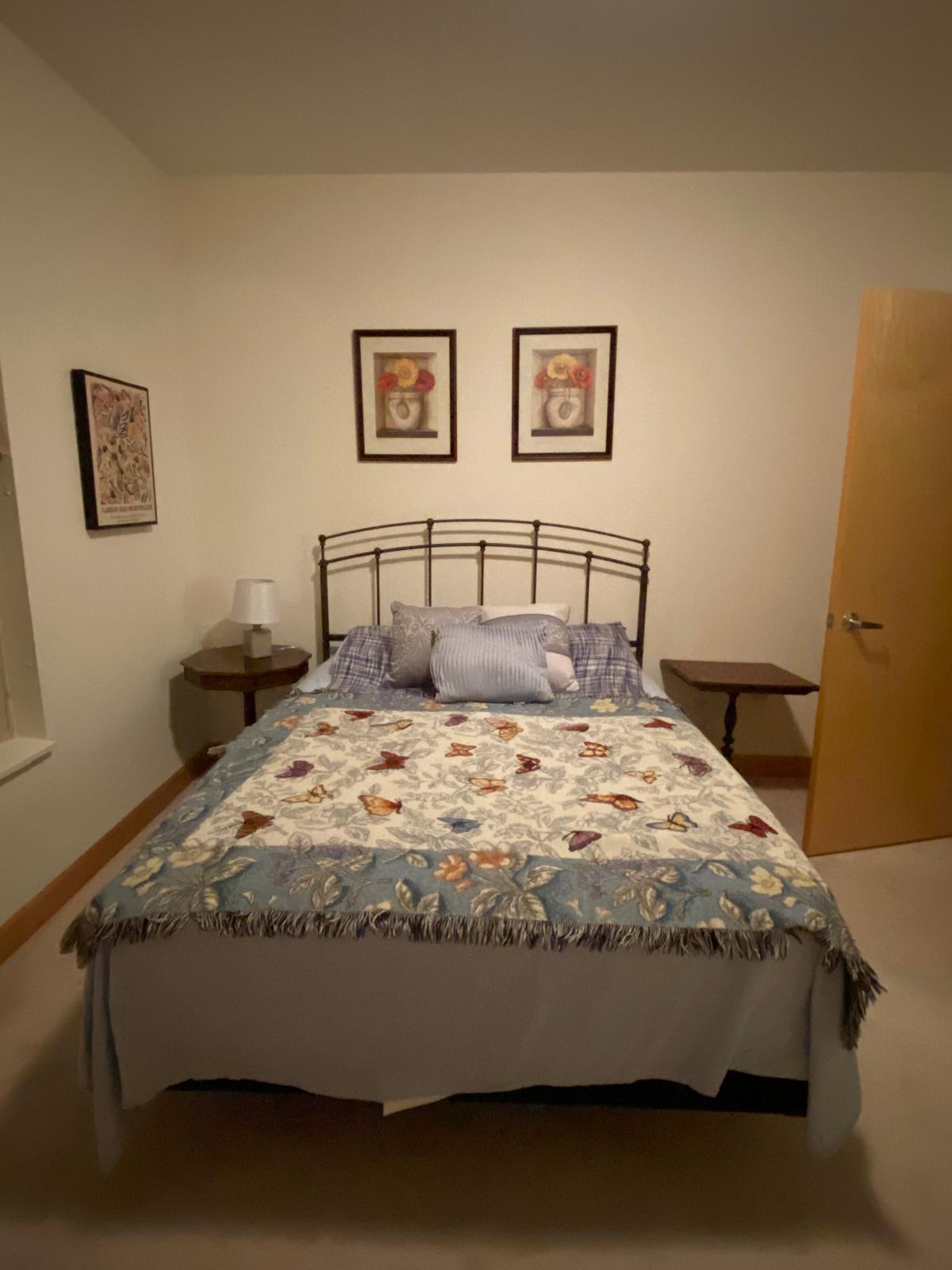 Building Photo - 8253 Mayo Dr