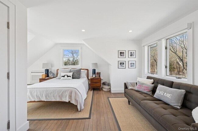 Building Photo - 580 Gin Ln