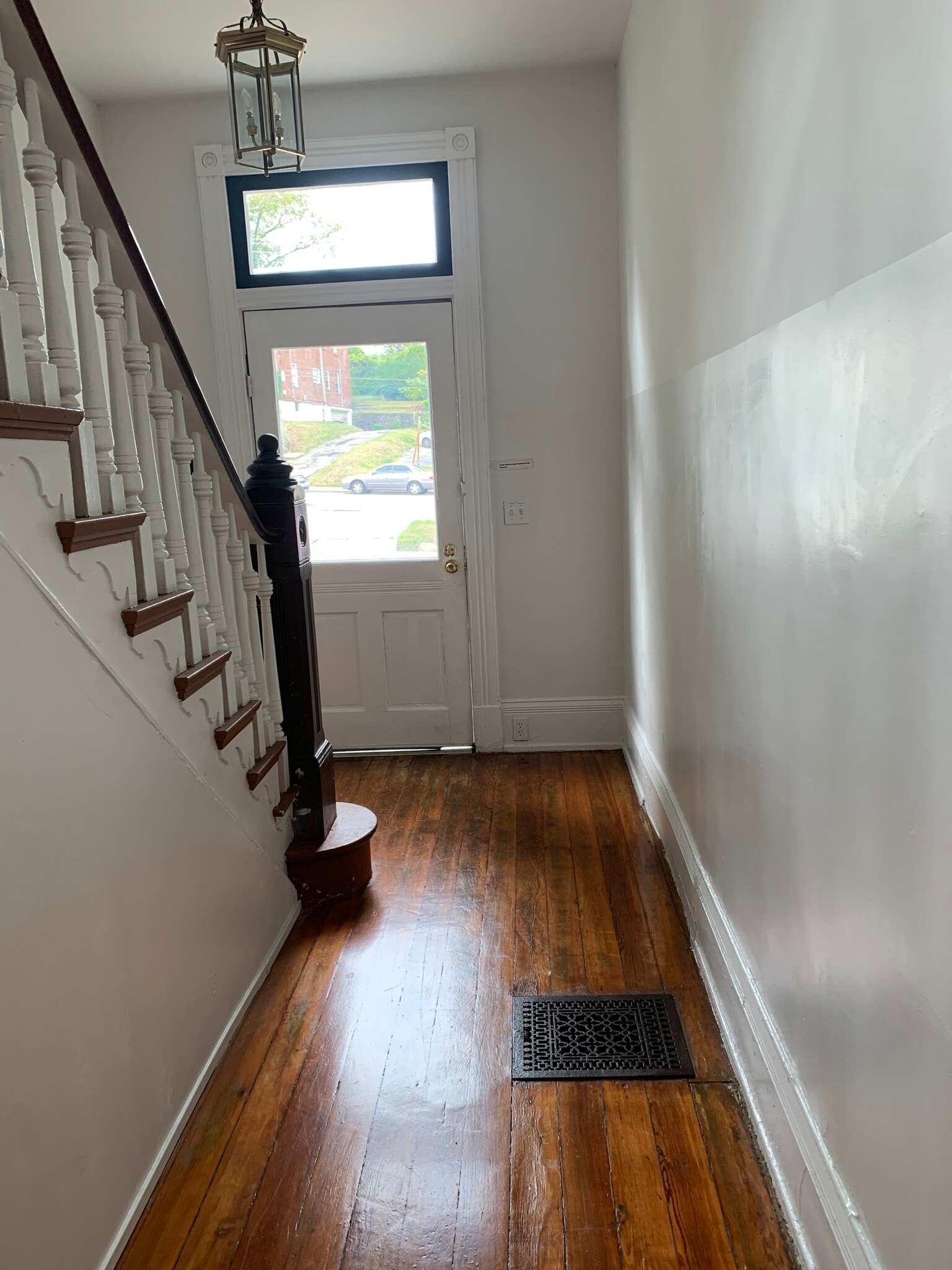 Building Photo - 3042 Gilbert Ave