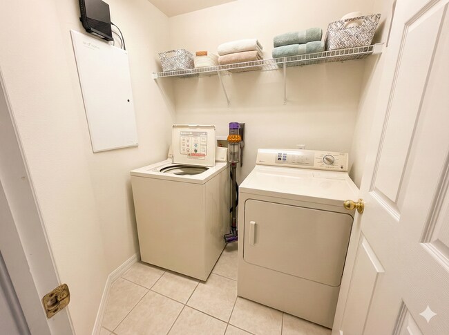 Building Photo - 6233 Desert Peace Ave