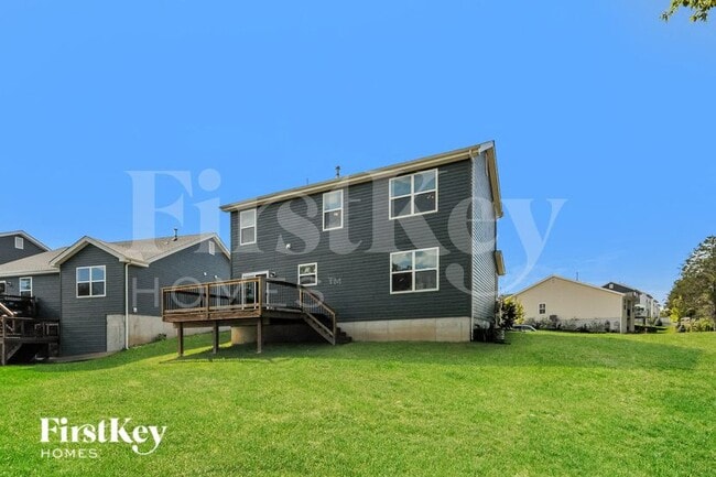 Building Photo - 1684 Woods Mill Dr