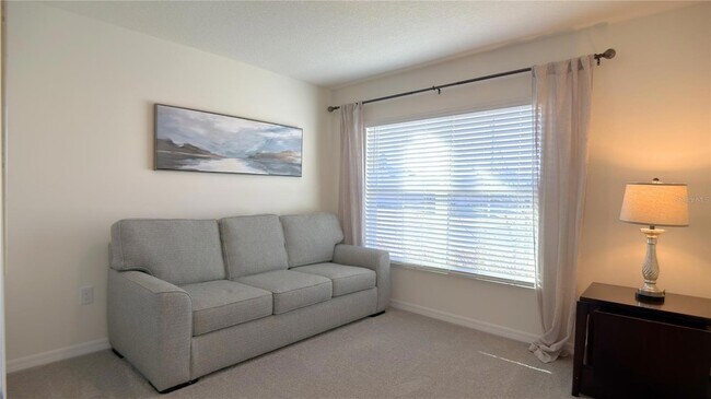 Building Photo - 7011 SW 136th Ln