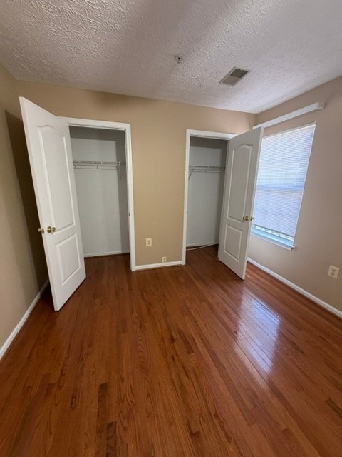 Building Photo - 9020 Lake Largo Dr