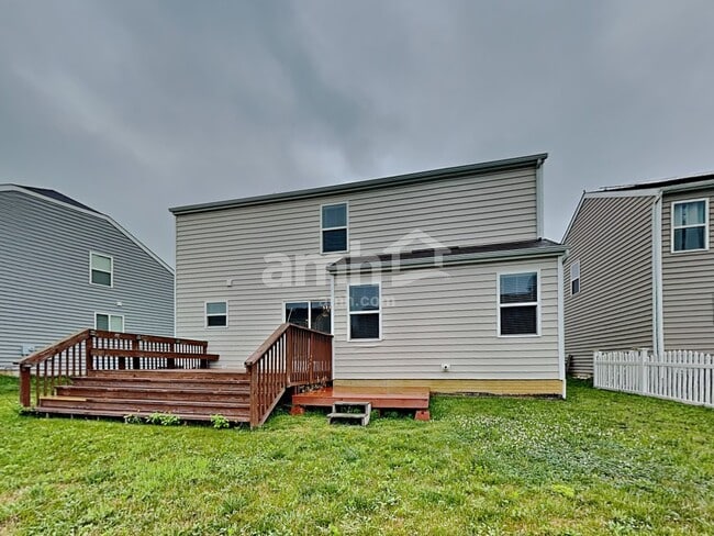 Building Photo - 9073 Bunker Hill Way