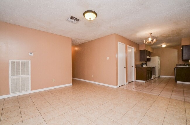 Building Photo - Nice home for rent !